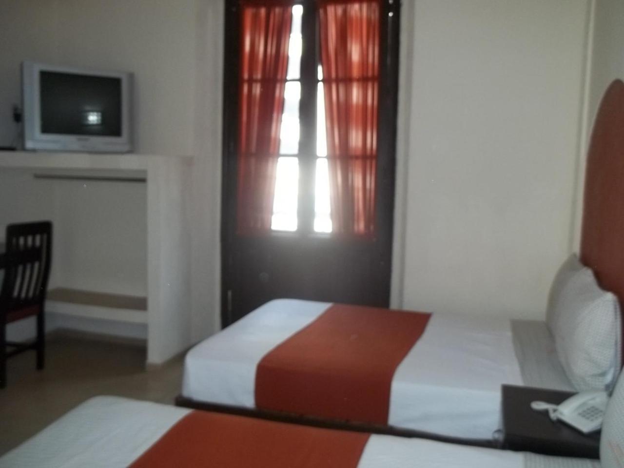 Hotel Jorge Alejandro Guadalajara Eksteriør bilde